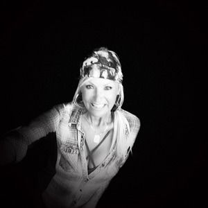 Meet your Posher, Debbe